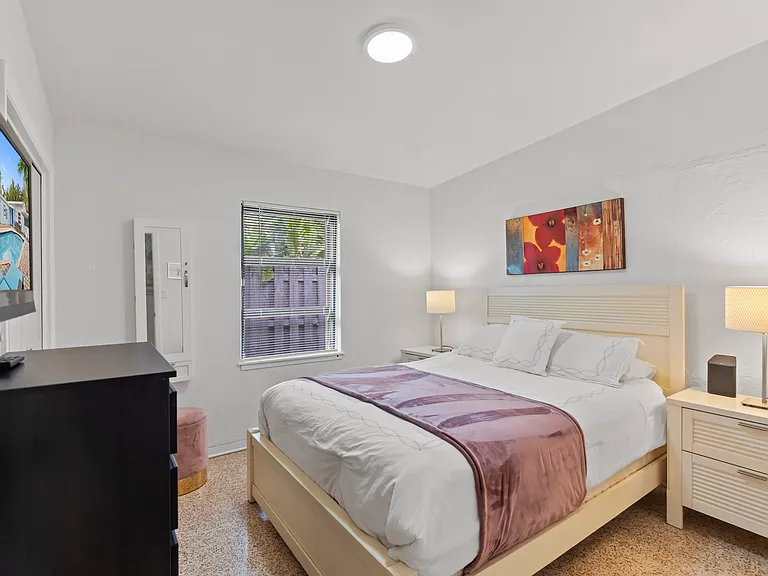 2520 Center Ave — Photo 17