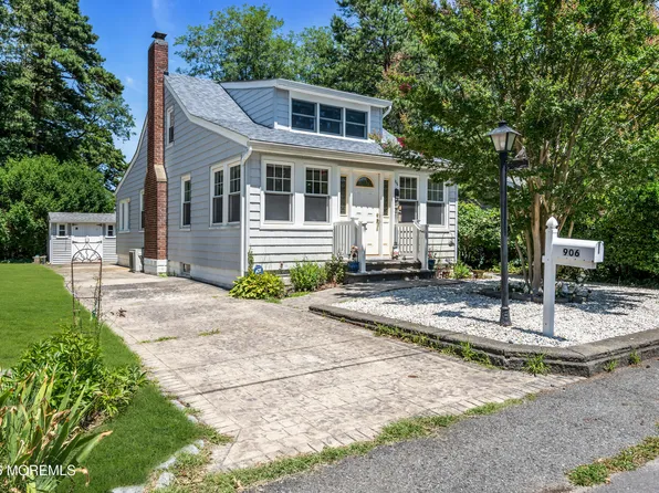 906 Lincoln Avenue, Pine Beach, NJ 08741