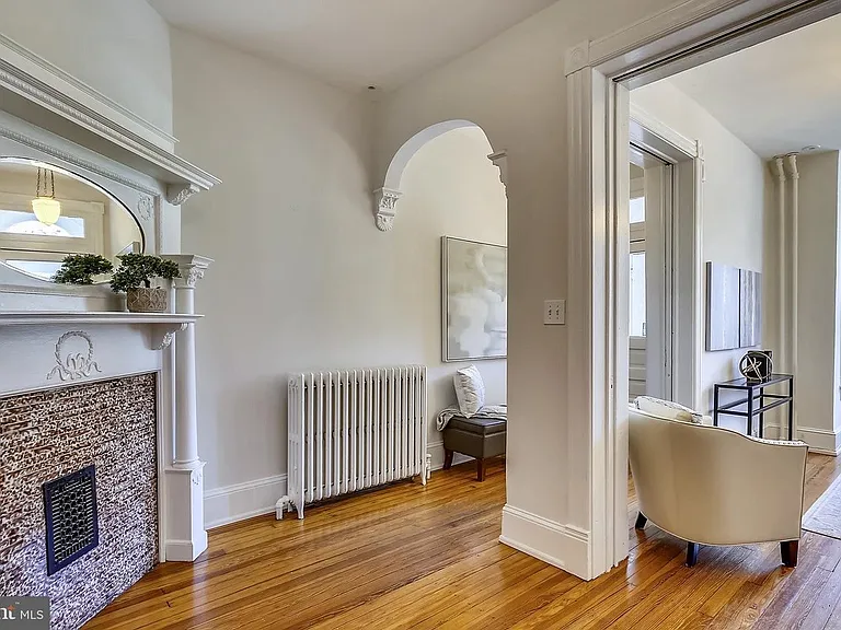 1628 Monroe St NW #A — Photo 5