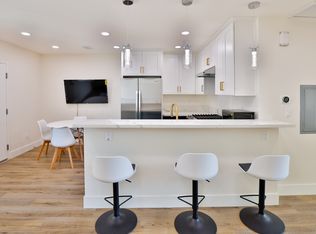 1118 W 37th Dr APT 4, Los Angeles, CA 90007