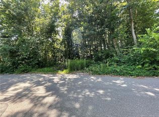 9 Woodbridge Mnr, Ansonia, CT 06401