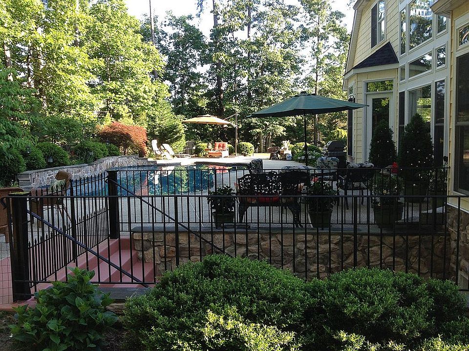 Back deck and pool