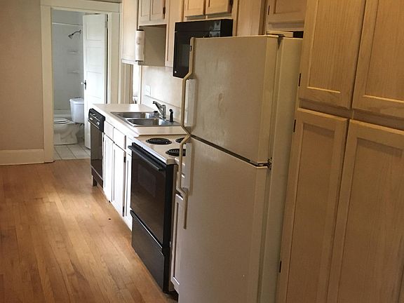 Kitchen with lots of cabinets and dishwasher!