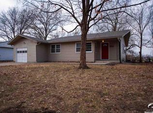 2403 Ridge Ct, Lawrence, KS 66046