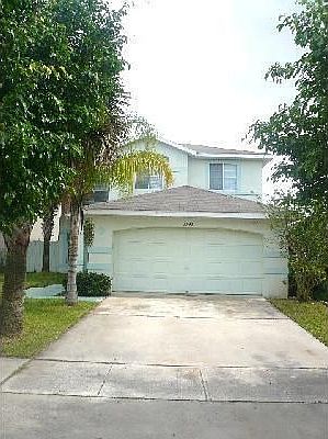 1st image of 3243 Brewster Dr