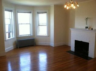 303 Beacon St APT 6G, Boston, MA 02116