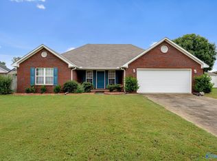 17 Ratliff Cir, Decatur, AL 35603