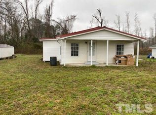 106 Mulberry Ln, Dunn, NC 28334
