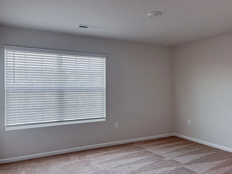 2242 Transatlantic Ave — Photo 15