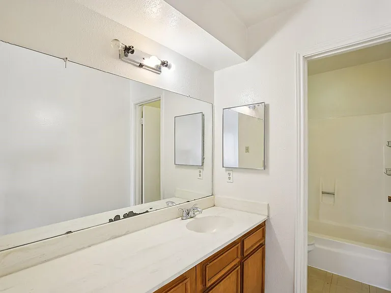 8379 La Roche Ln — Photo 17