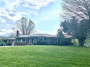 6191 State Highway 88 W, Warrensville, NC 28693