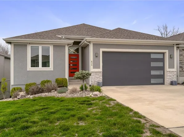 634 NW 110th St, Kansas City, MO 64155
