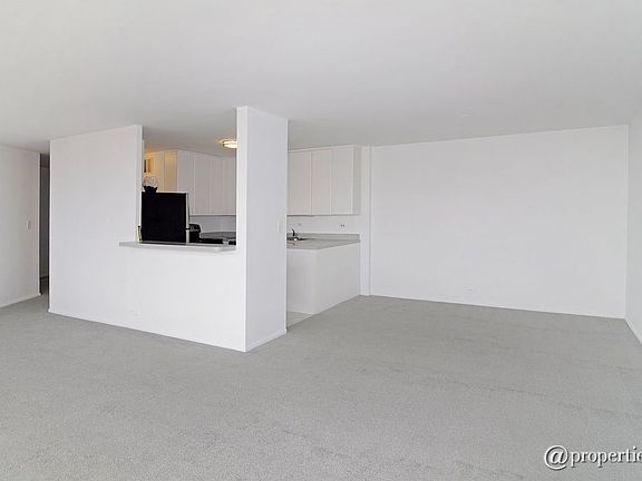 Kitchen/Living Room