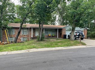 1805 Ridgemont, Columbia, MO 65203