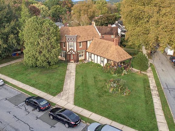 5th image of 2601 Hollywood Ct