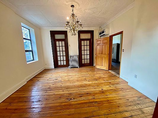 5th image of 21-72 43rd St #1L