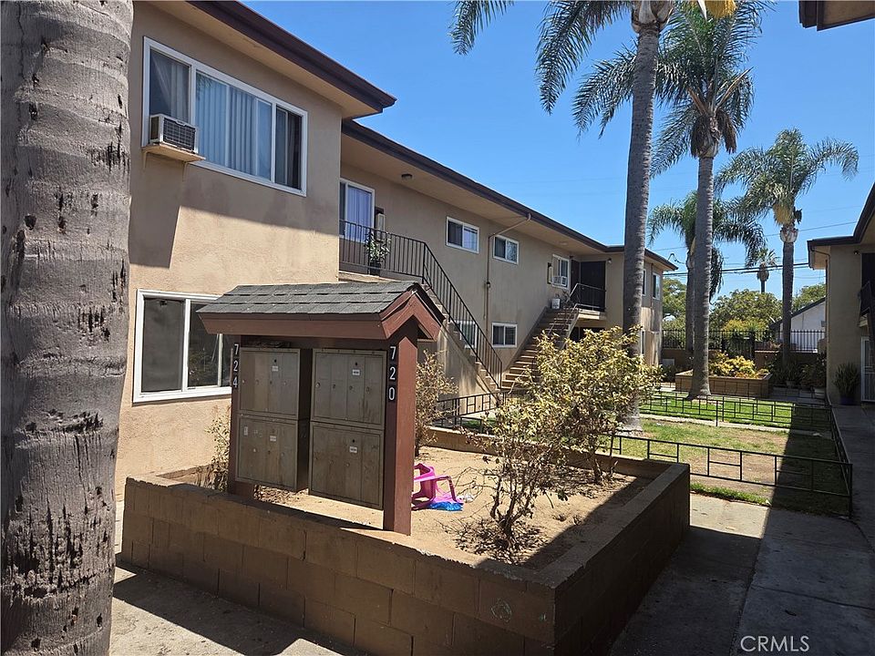 2nd image of 724 N Wilmington Blvd