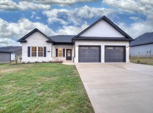 113 Ervin Loop, Erwin, TN 37650