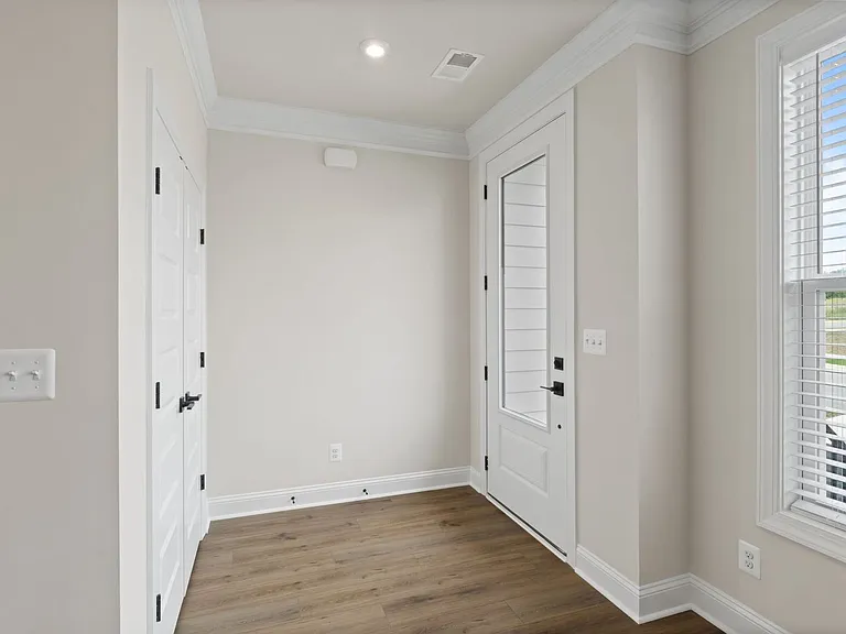 2234 Leeham St — Photo 3