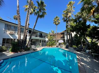 1560 N Laurel Ave, Los Angeles, CA 90046