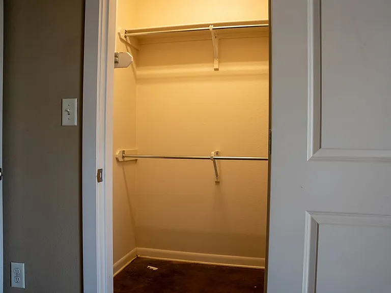 2400 MARKET PLAZA DRIVE — Photo 28