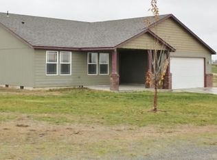 140 Hill Dr, Eltopia, WA 99330