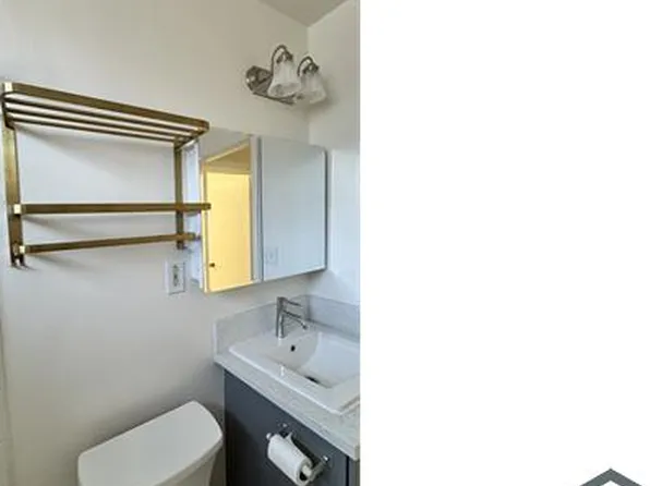 3368 E 67th St APT 4, Long Beach, CA 90805