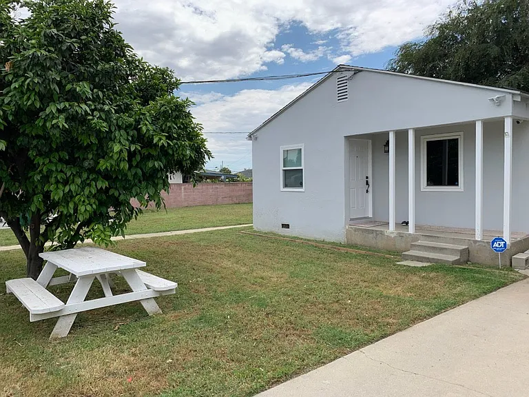 5033 Doreen Ave — Photo 8