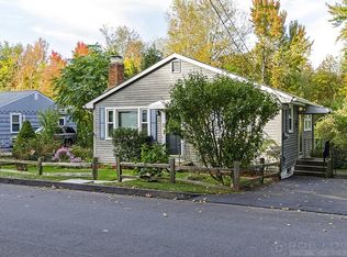 83 Delawanda Dr, Worcester, MA 01603