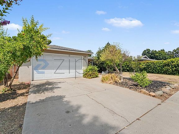 3rd image of 2647 Story Ave