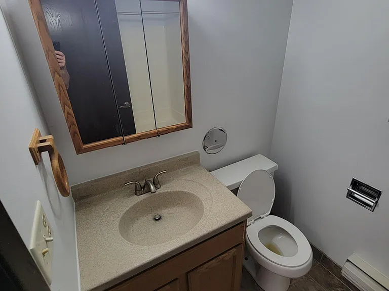 1711 La Crescent St #116 — Photo 7