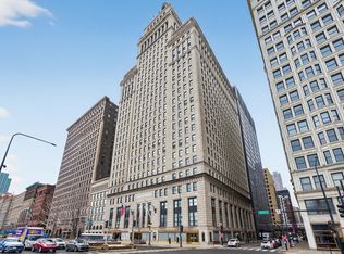 310 S Michigan Ave Unit 702, Chicago, IL 60604