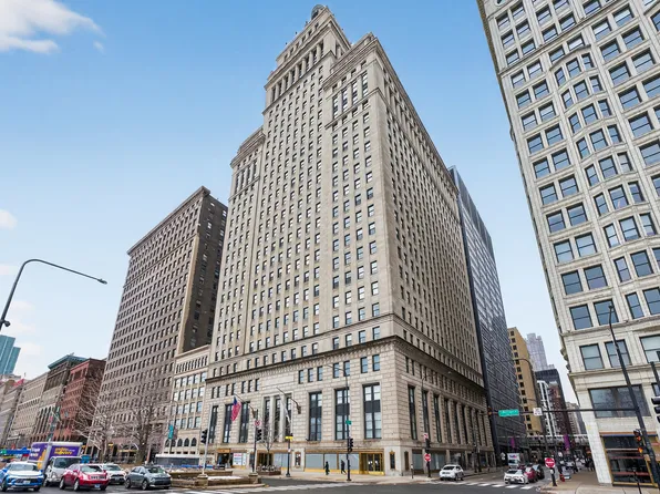 310 S Michigan Ave Unit 702, Chicago, IL 60604