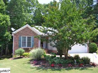 22 E Fairgate Ct, Simpsonville, SC 29680