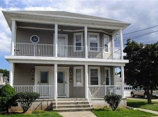 108 Julia St, Cranston, RI 02910