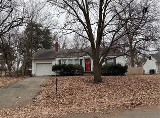 1403 W 27th Ter S, Independence, MO 64052