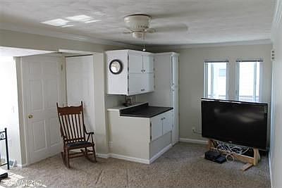 5th image of 2629 Noel Ave SW