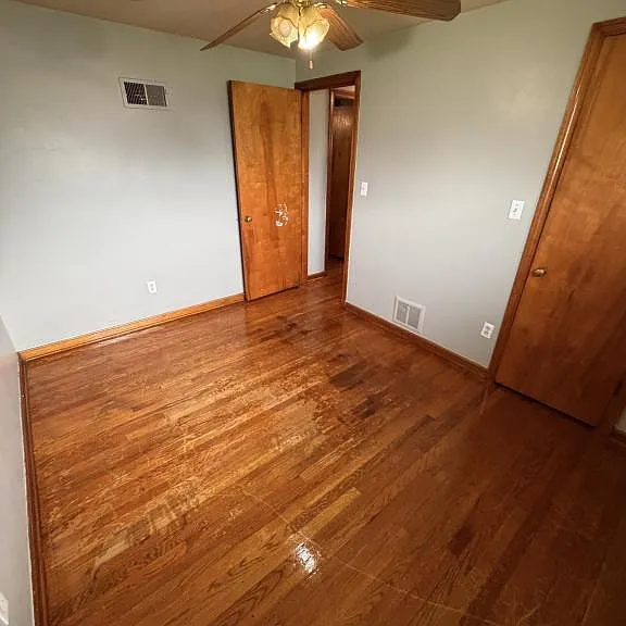 994 N Lincoln Ave — Photo 12