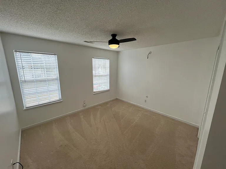 113 Fairhaven Dr — Photo 20