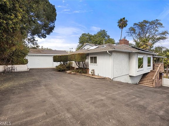 3rd image of 2231 Vista Rd