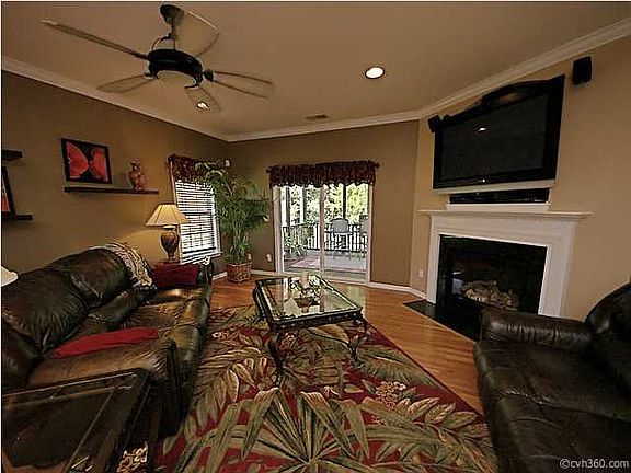 5th image of 2949 Thornrose Ln
