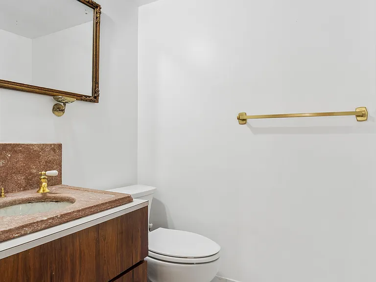 344 E 84th St #1 — Photo 15