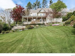 35 Hillside Ave, Mount Kisco, NY 10549