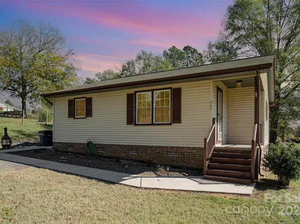947 Page St, Mount Pleasant, NC 28124