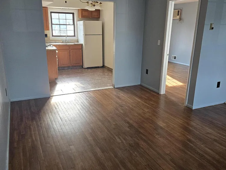 96 Renwick Ave #1 — Photo 2