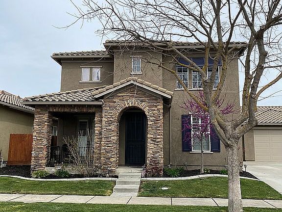 3rd image of 390 Noni Ave