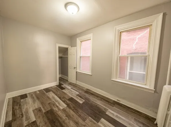 150 Van Nostrand Avenue image 9 of 16