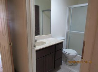 14176 Quinnault Rd, Apple Valley, CA 92307