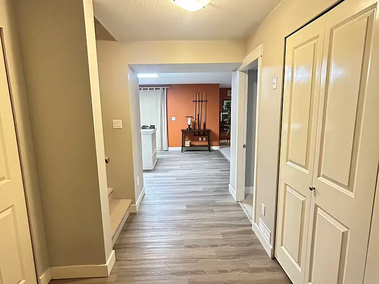 32 Maple Ct #BASEMENT — Photo 3