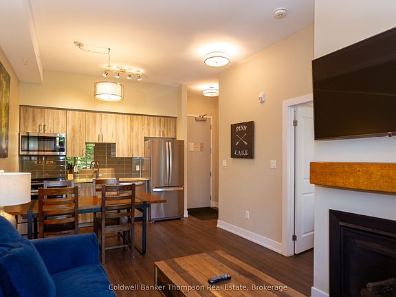 5th image of 25 Pen Lake Point Rd #110